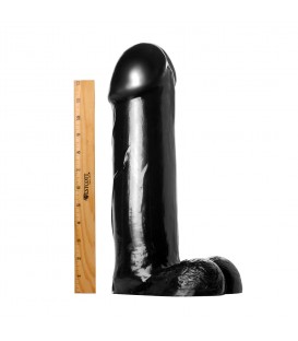 THE TITAN DILDO XXL